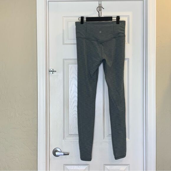 Athleta Elation Over The Heel Tight Leggings Size Medium Heathered Gray - Picture 2 of 9